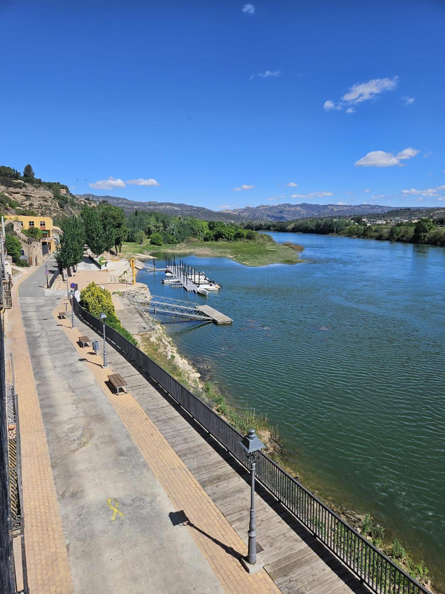River Ebro Apartments Mora d'Ebre Exterior foto
