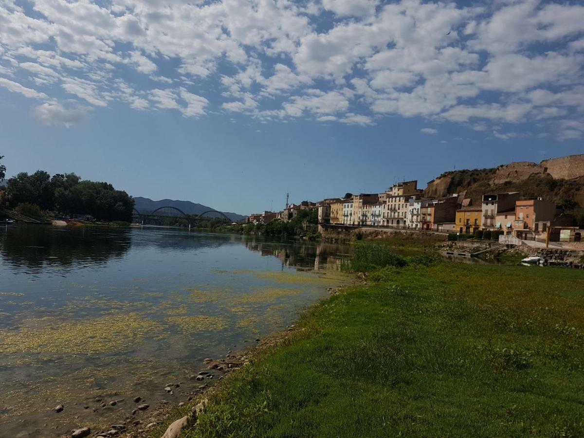 River Ebro Apartments Mora d'Ebre Exterior foto